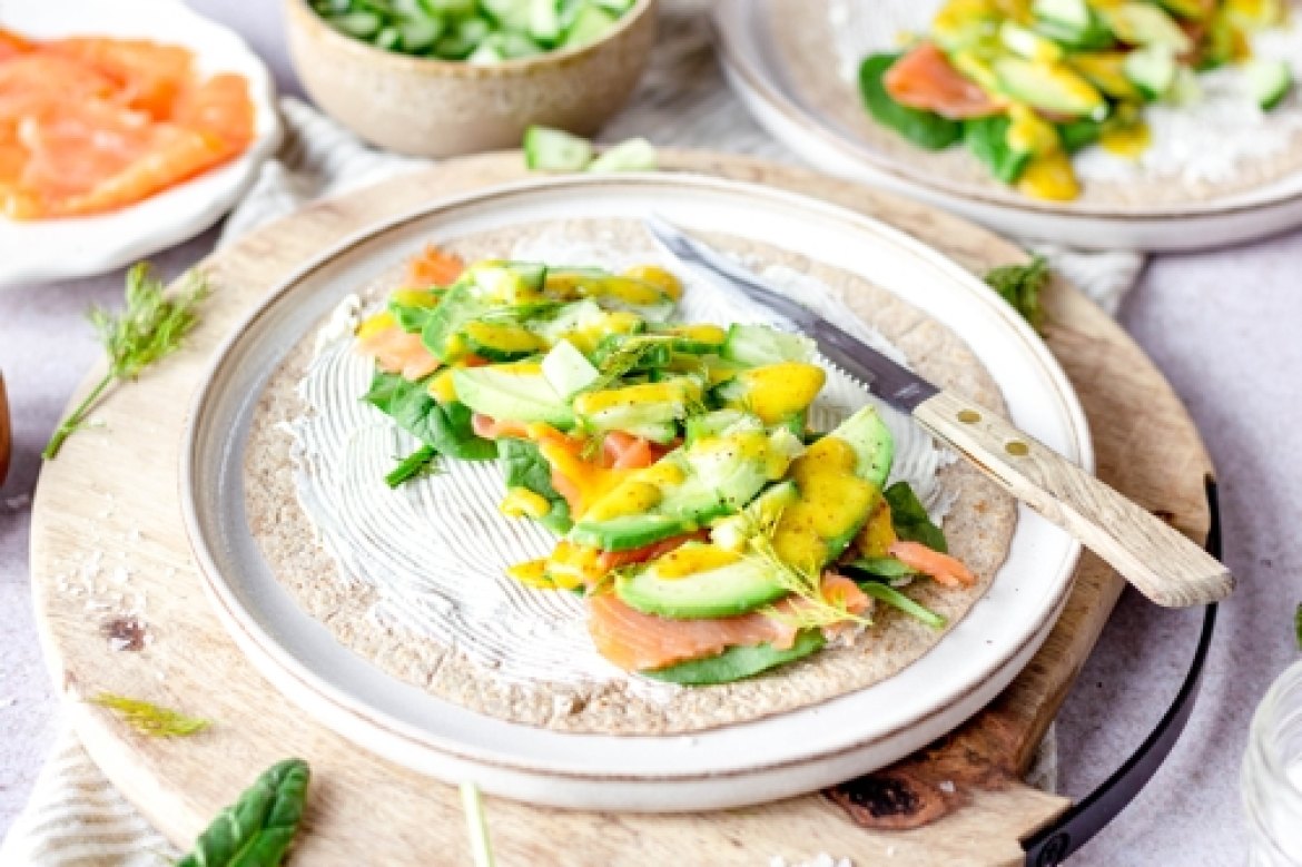 gezonde lunchrecepten wraps met zalm en avocado