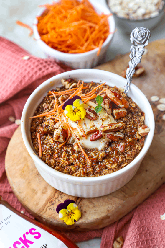 suikervrij ontbijt carrot cake baked oats