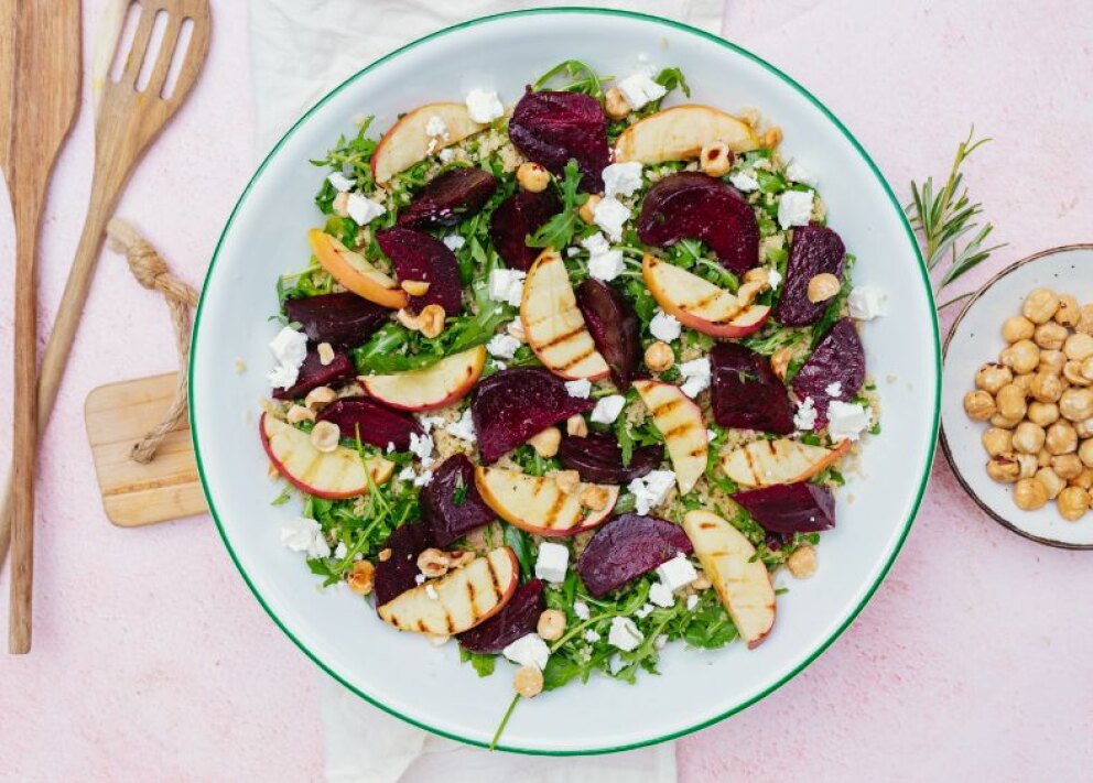 Gegrilde bietensalade met appel en feta