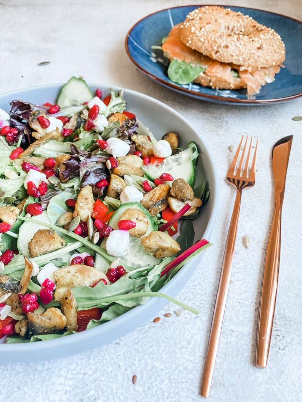 Salade met geitenkaas en granaatappelpitjes