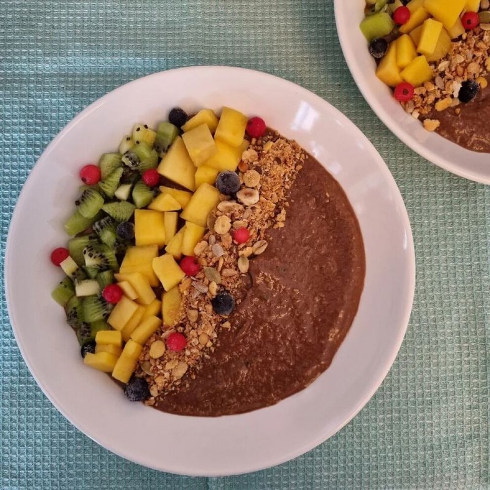 Healthy chocolate bowl