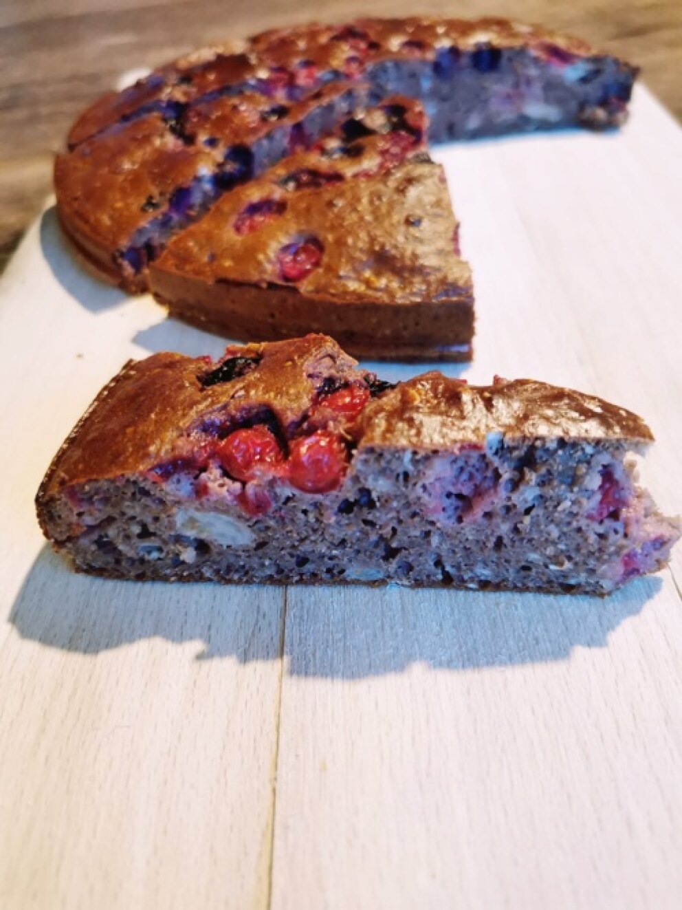 Berry bread cake